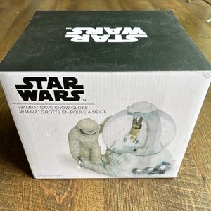 STAR WARS Wampa cave snow globe